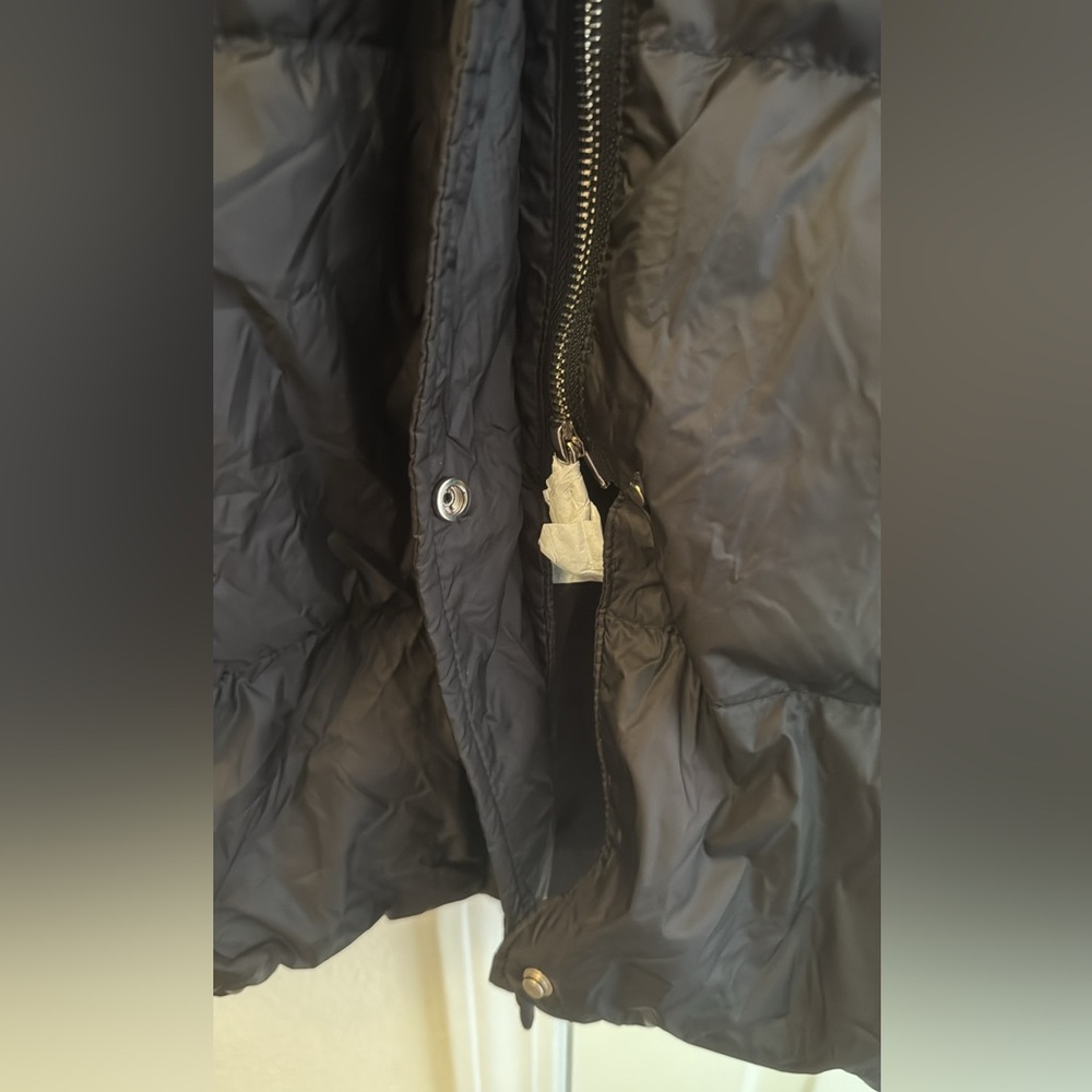 Modern Bubble Black Down Puffer Coat! In it’s signature orange bag! Size L - Picture 4 of 15